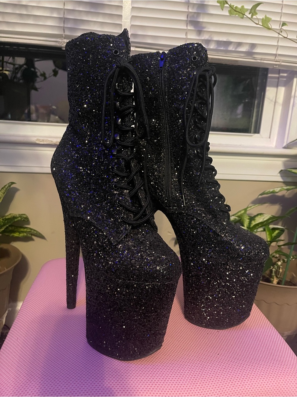 Pleaser Flamingo-1020GWR | Black Glitter Platform Ankle Boots. (Size 9)